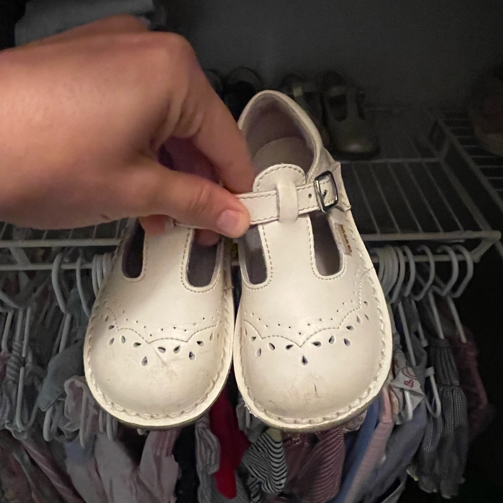 Cream colored L’amour dress shoes